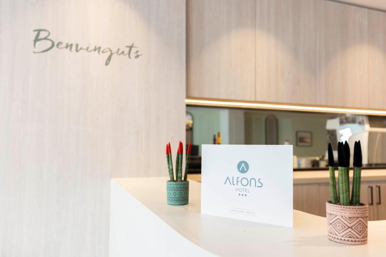 Alfons Hotel シウタデリャ エクステリア 写真
